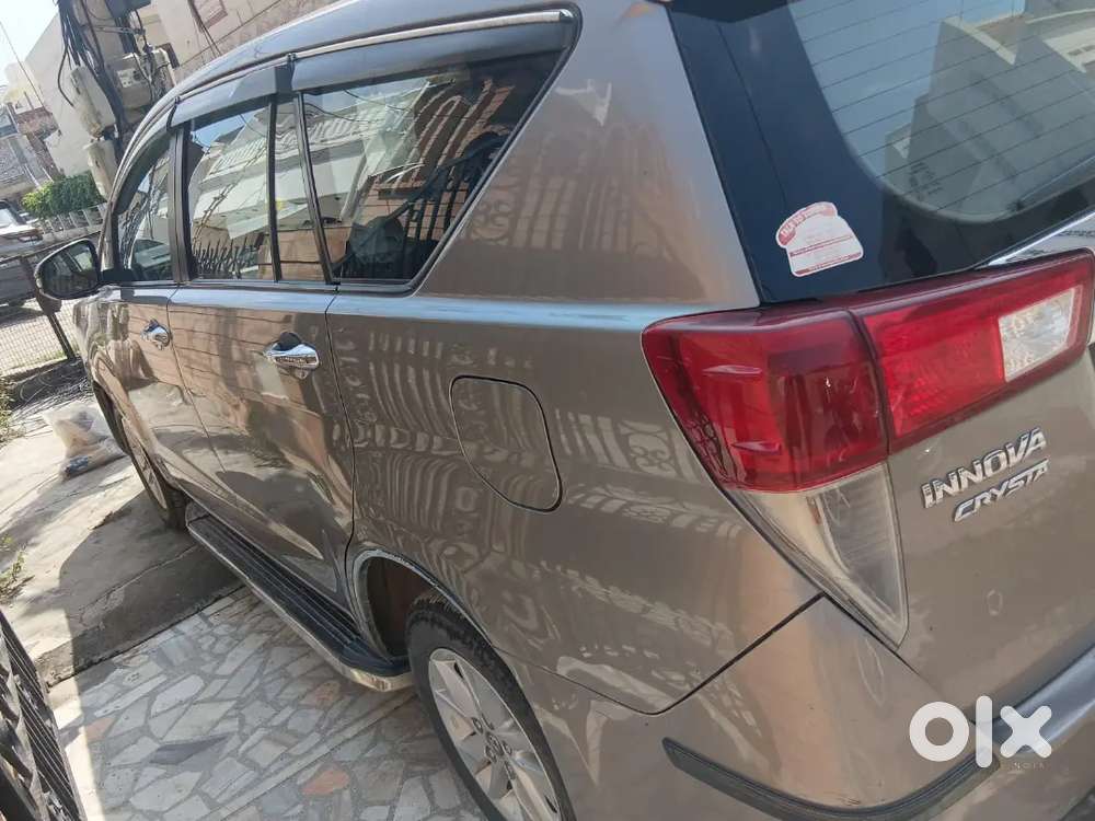 Toyota Innova Crysta 2019