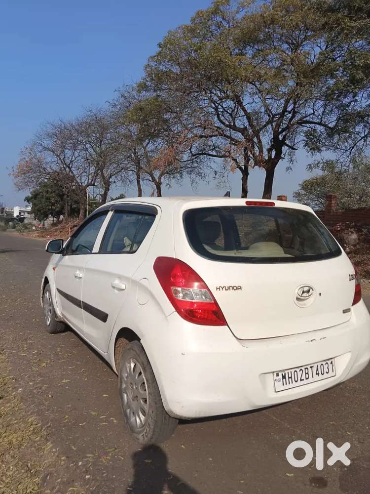 Hyundai I20 Magna
Pure Petrol 
Model 2010
Original Colour 
4th E