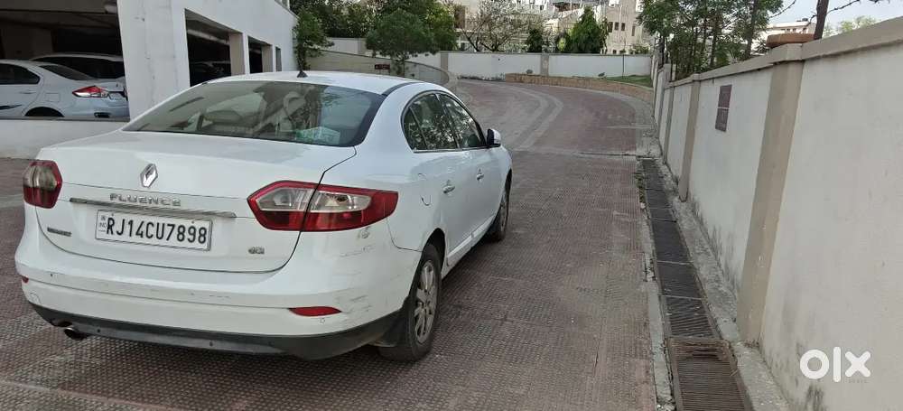 Renault Fluence 2013 Diesel Well Maintained