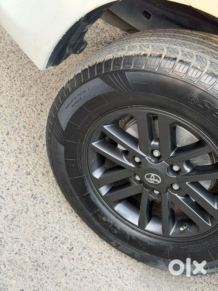 Toyota Fortuner 2011-2016 4x2 At, 2013, Diesel