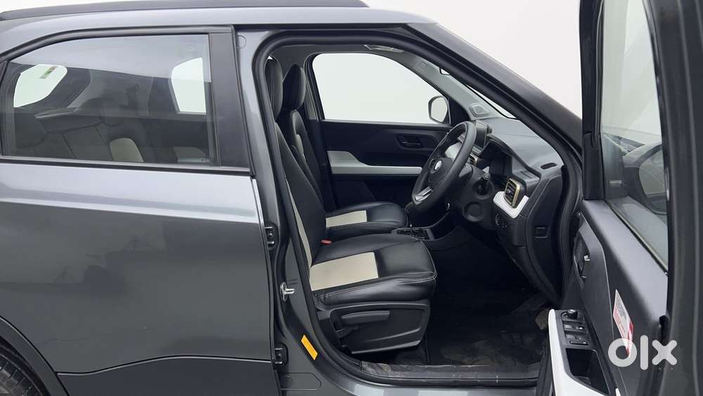 Tata Punch 1.2 Revotron Accomplished Dazzle Pack Amt, 2024, Petrol