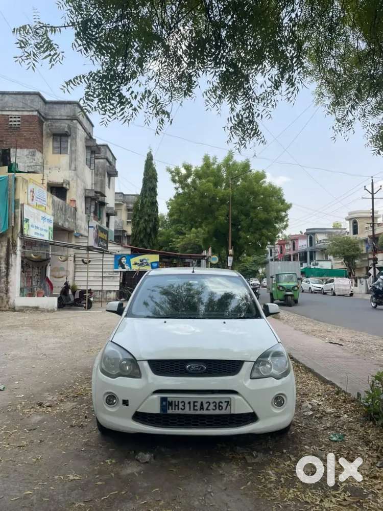 Ford Fiesta Classic 2012 Diesel 120000 Km Driven