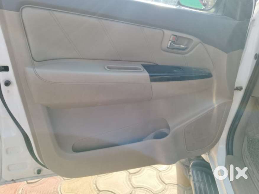 Toyota Fortuner 3.0 4x2 Automatic, 2013, Diesel