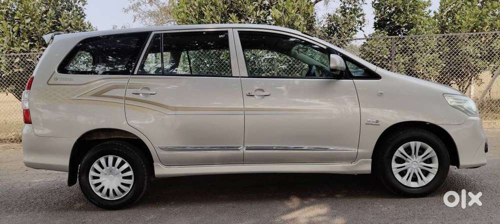 Toyota Innova 2.5 G (diesel) 7 Seater Bs Iv, 2012, Diesel