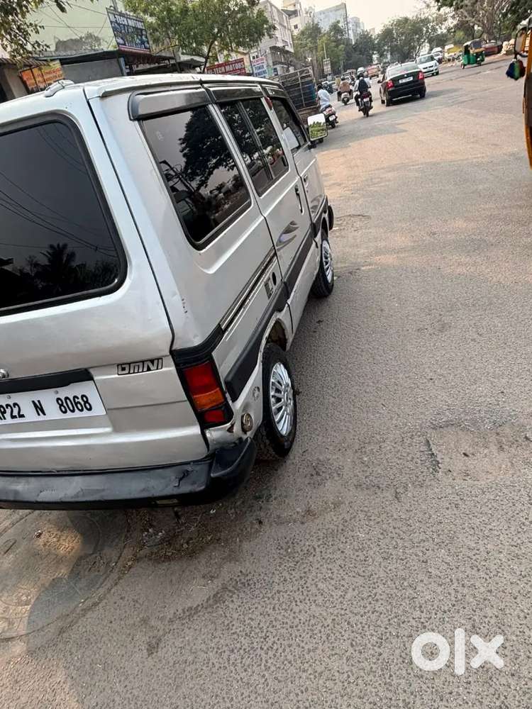 Maruti Suzuki Omni 2008