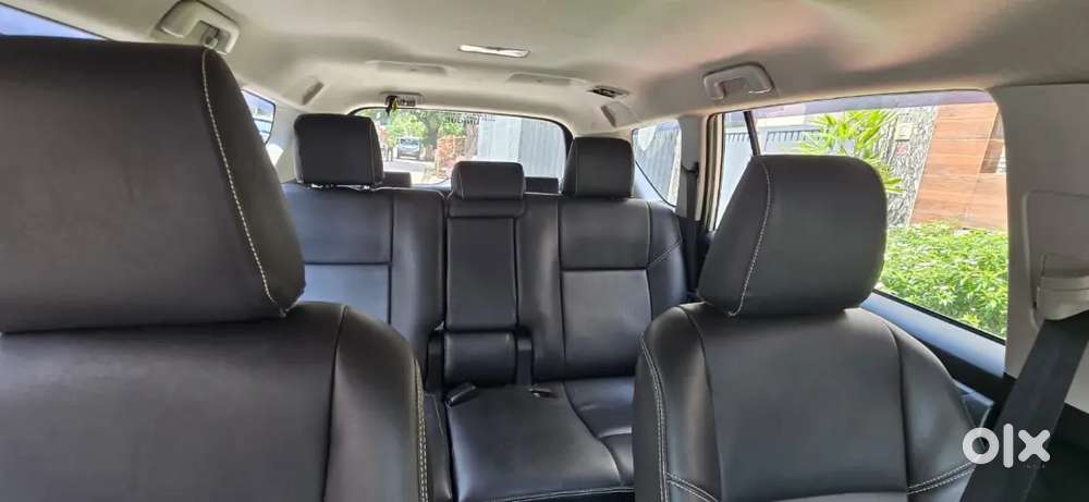 Toyota Innova Crysta 2025
