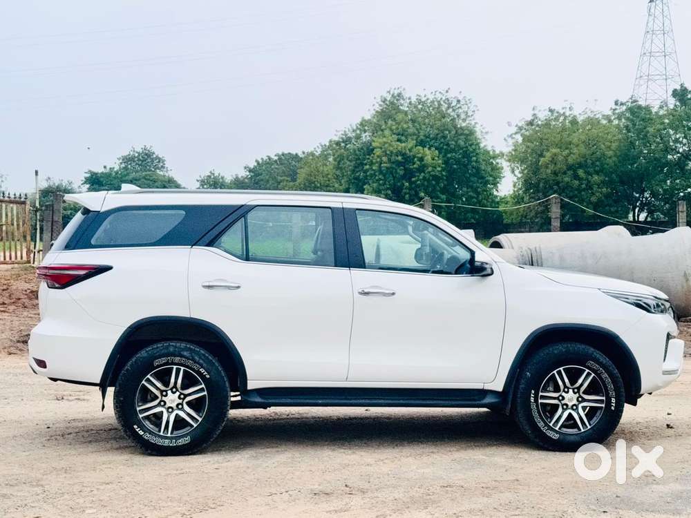 Toyota Fortuner 4x2 At 2.7 Petrol, 2022, Diesel