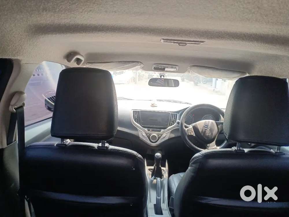 Showroom Tracke Vehicle