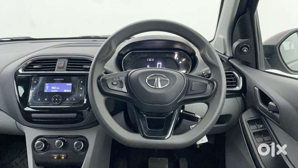 Tata Tiago 1.2 Revotron Xta, 2023, Petrol