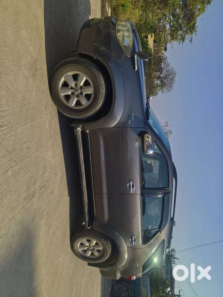 Toyota Fortuner 3.0 4x4 Limited Edition Mt, 2012