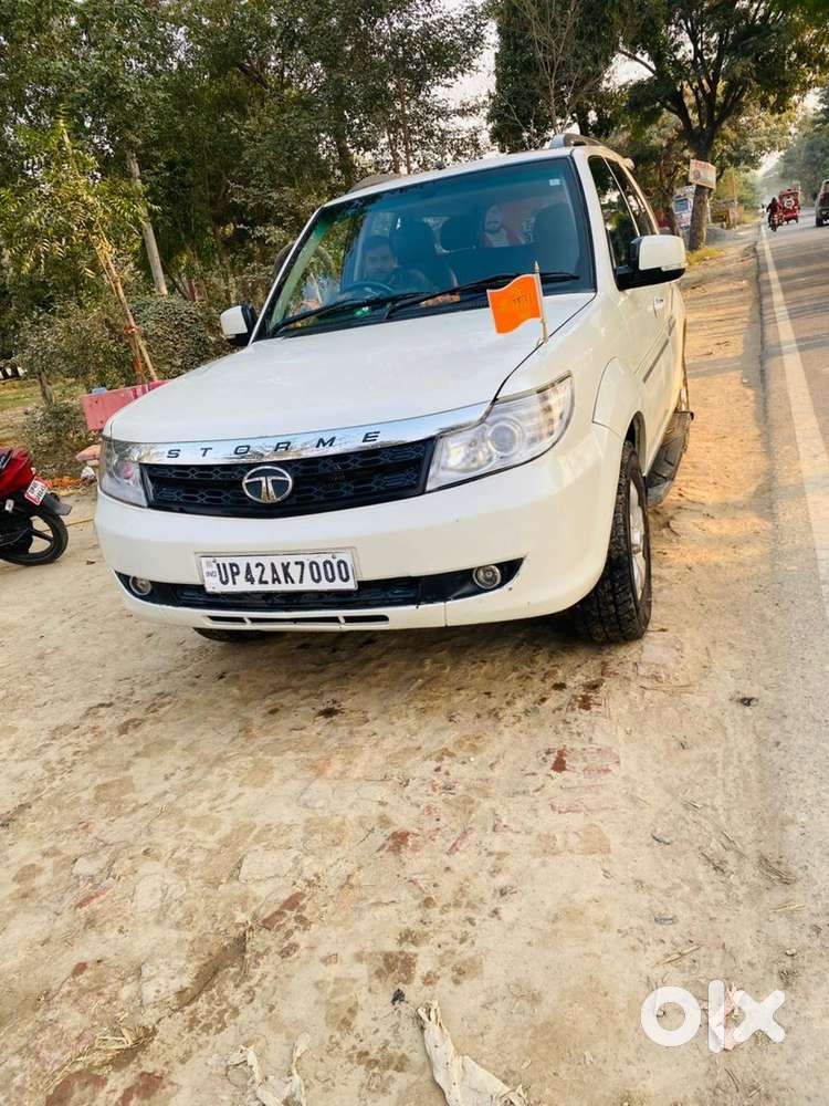 Tata Safari Storme 2016 Diesel Manual Year