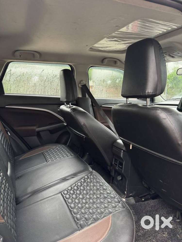 Maruti Suzuki Brezza 1.5 Zxi Smart Hybrid, 2022, Petrol