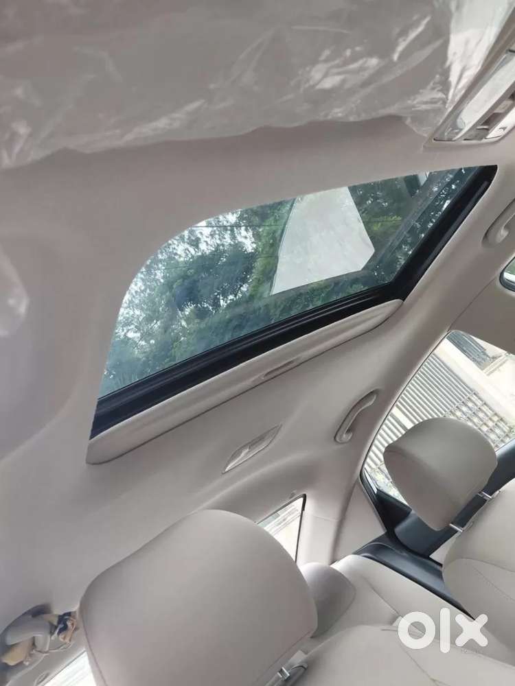 Hyundai Verna 1.5 Sx (o) Vtvt Ivt, 2023, Petrol