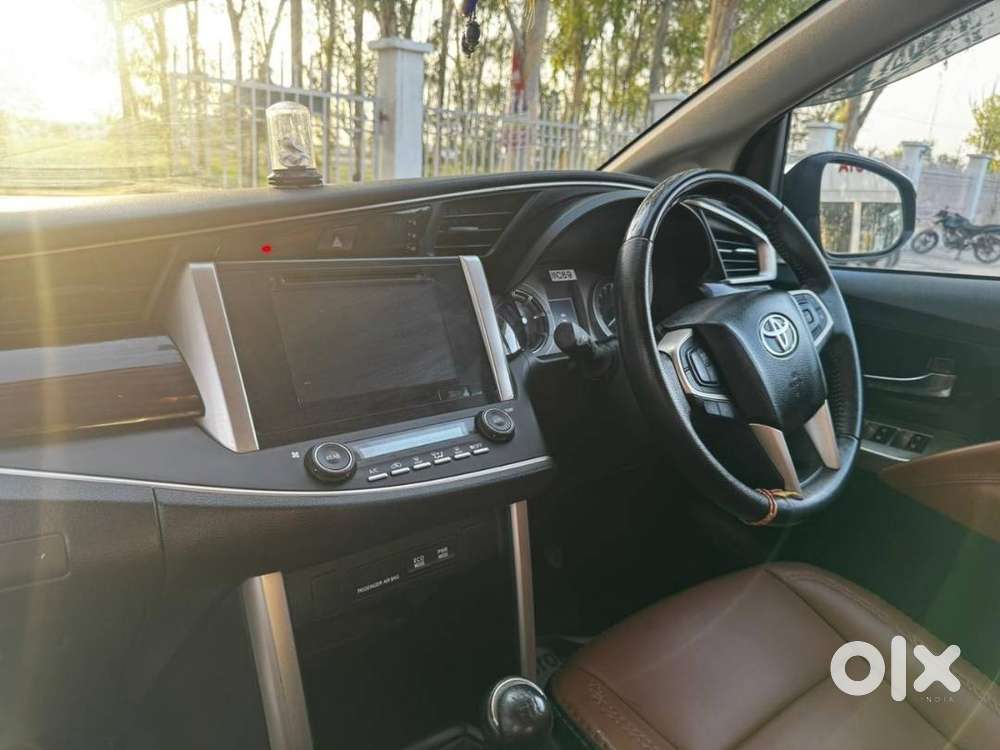2018 Innova Crysta Model V Manual Transmission With Vip Number 0222