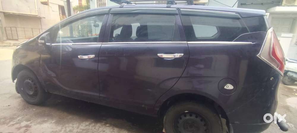 Mahindra Marazzo M4 8str, 2018, Diesel