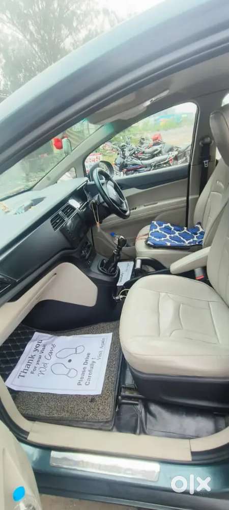 Mahindra Marazzo