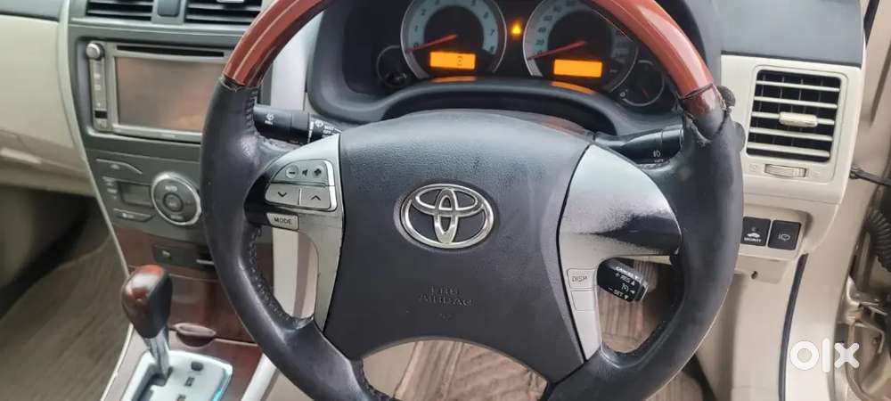 Toyota Corolla Altis 2011 Petrol Automatic