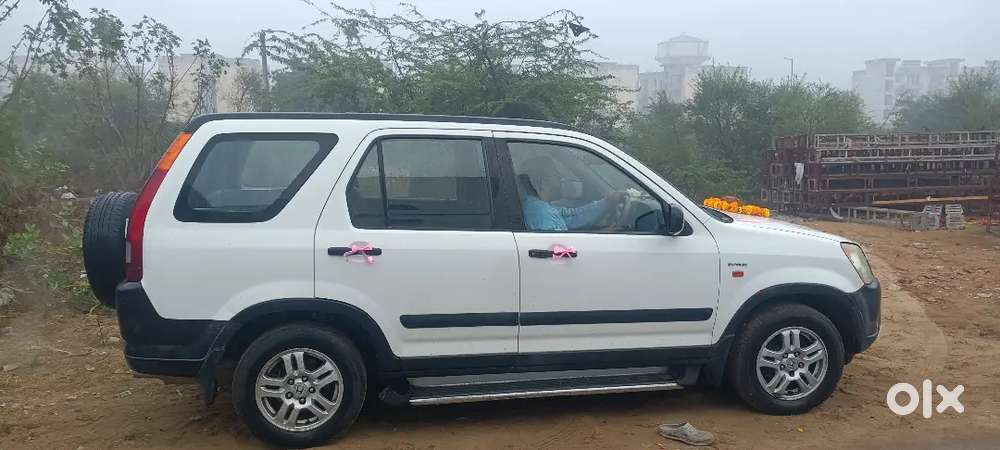 Honda Cr-v Iv-tech Automatic 8 Seater Petrol With Cng