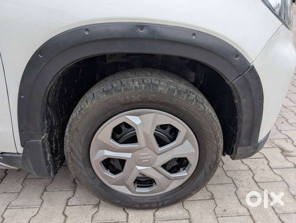 Maruti Suzuki Brezza 1.5 Lxi Smart Hybrid, 2020, Petrol