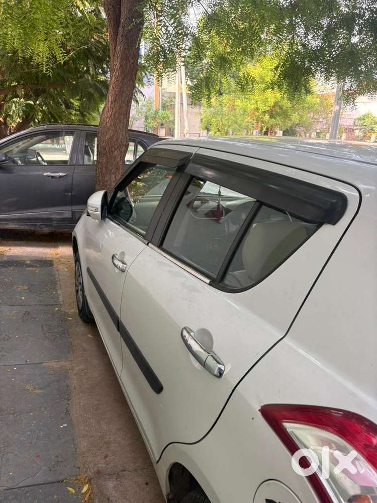 Maruti Suzuki Swift 2015 Diesel Well Maintained