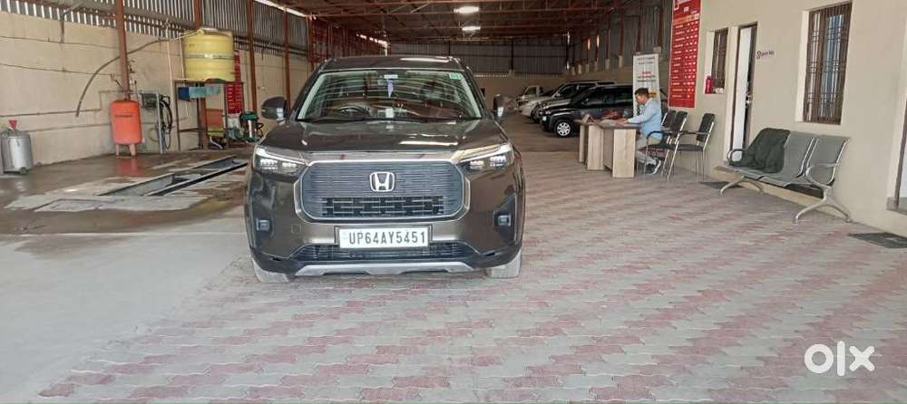 Honda Elevate V Mt, 2024, Petrol