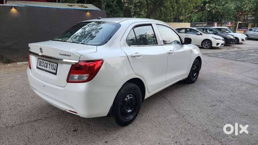 Maruti Suzuki Dzire 1.2 Lxi, 2018, Petrol