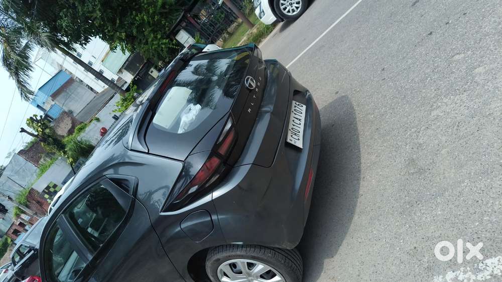 Tata Altroz 1.2 Xt, 2020, Petrol