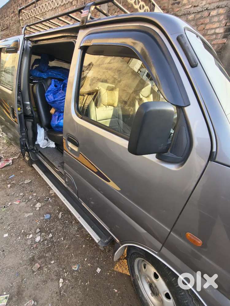 Maruti Suzuki Eeco 2022 Cng & Hybrids 17500 Km Driven