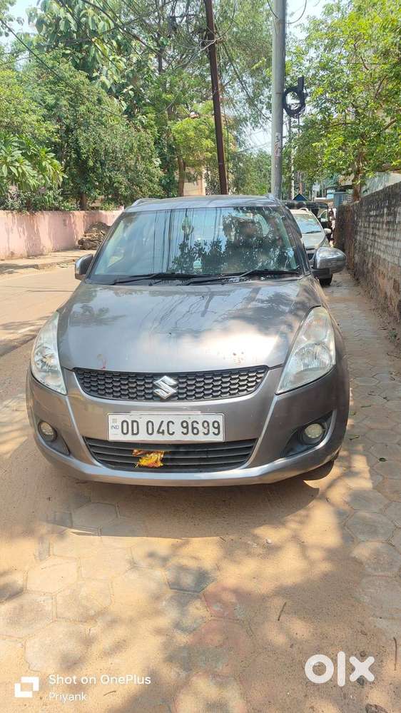 Selling Maruti Swift Car