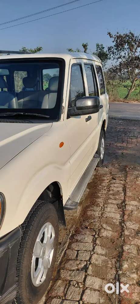 Mahindra Scorpio 2012 Diesel 200000 Km Driven