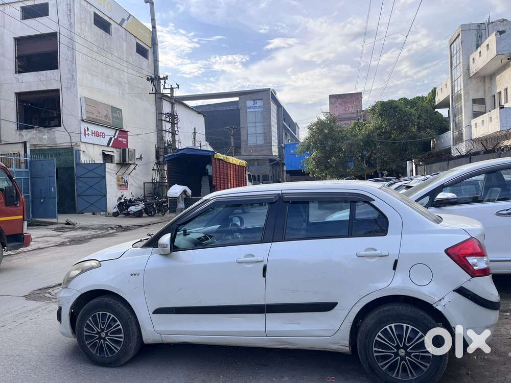 Maruti Suzuki Swift Dzire Vxi Optional, 2014, Petrol