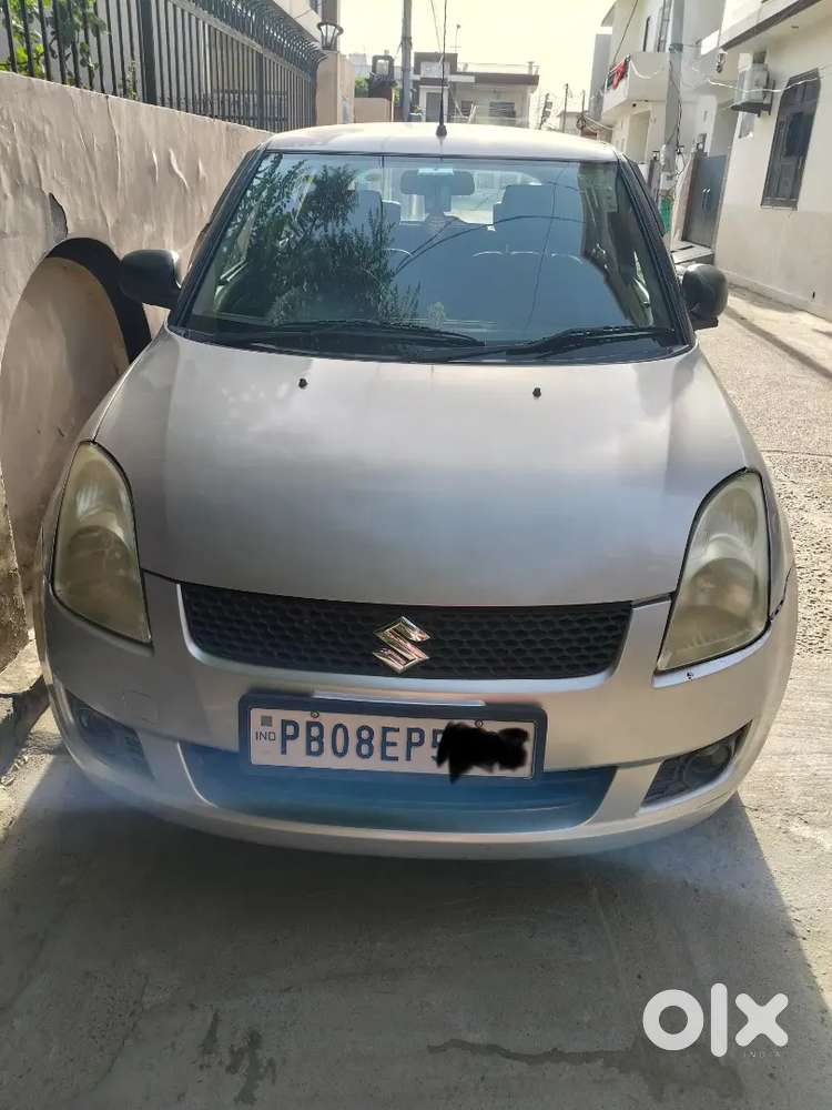 Maruti Suzuki Swift 2010 Model Petrol . Well Maintained.