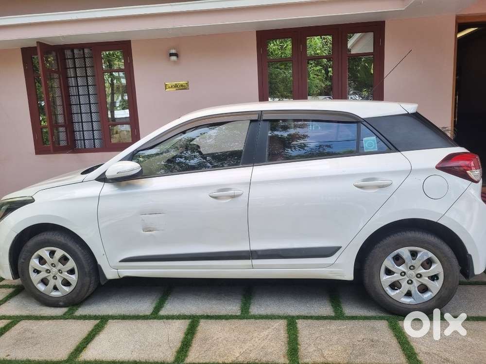 Hyundai I20 Spotz 2015
