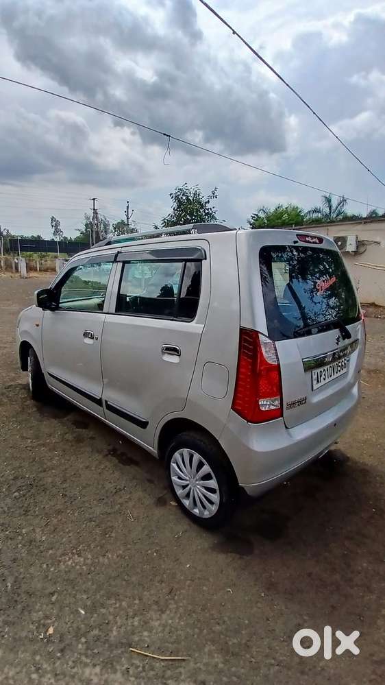 Maruti Suzuki Wagon R Vxi Optional, 2017, Petrol