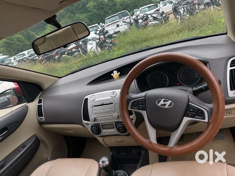 Hyundai I20 Sportz 2011 Petrol