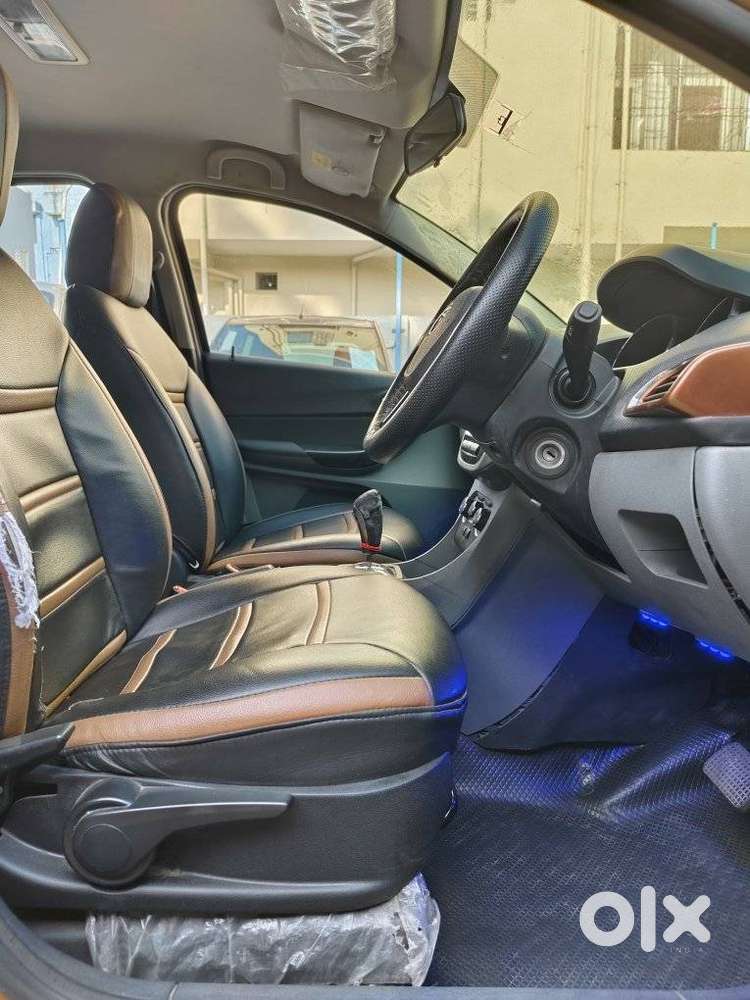 Tata Tigor Xza, 2018, Petrol
