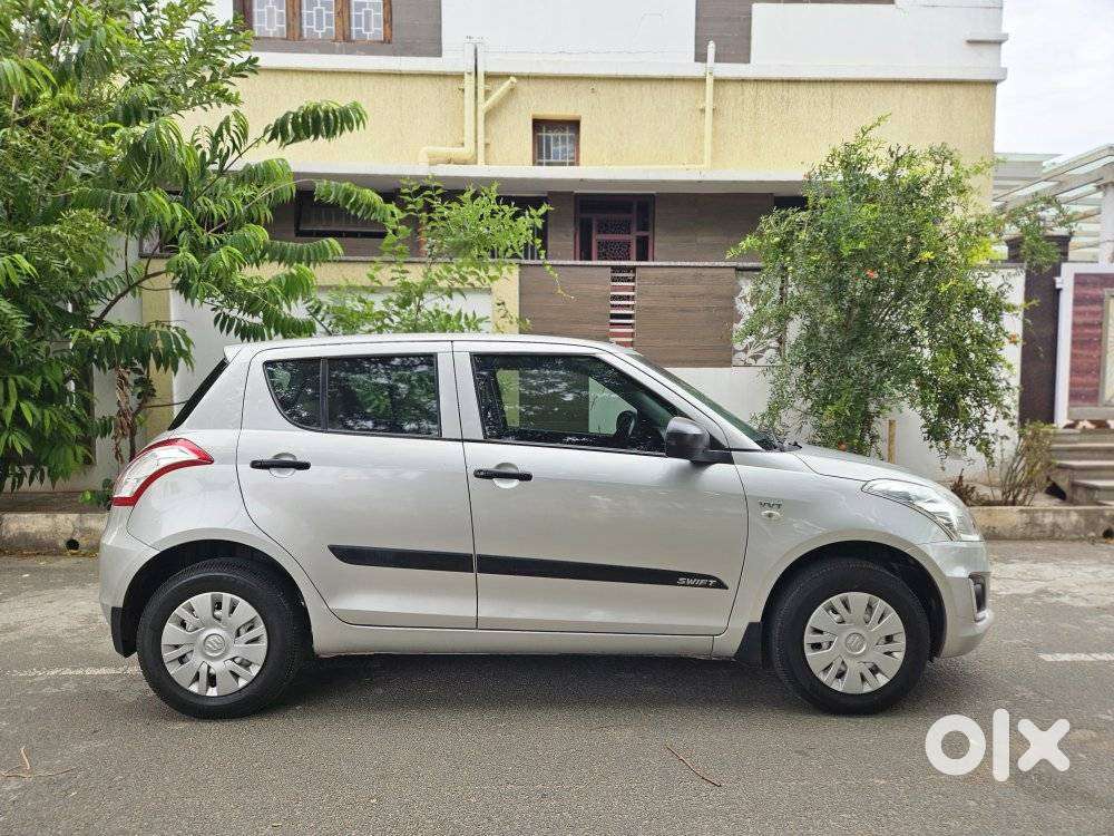 Maruti Suzuki Swift Lxi Option, 2015, Petrol
