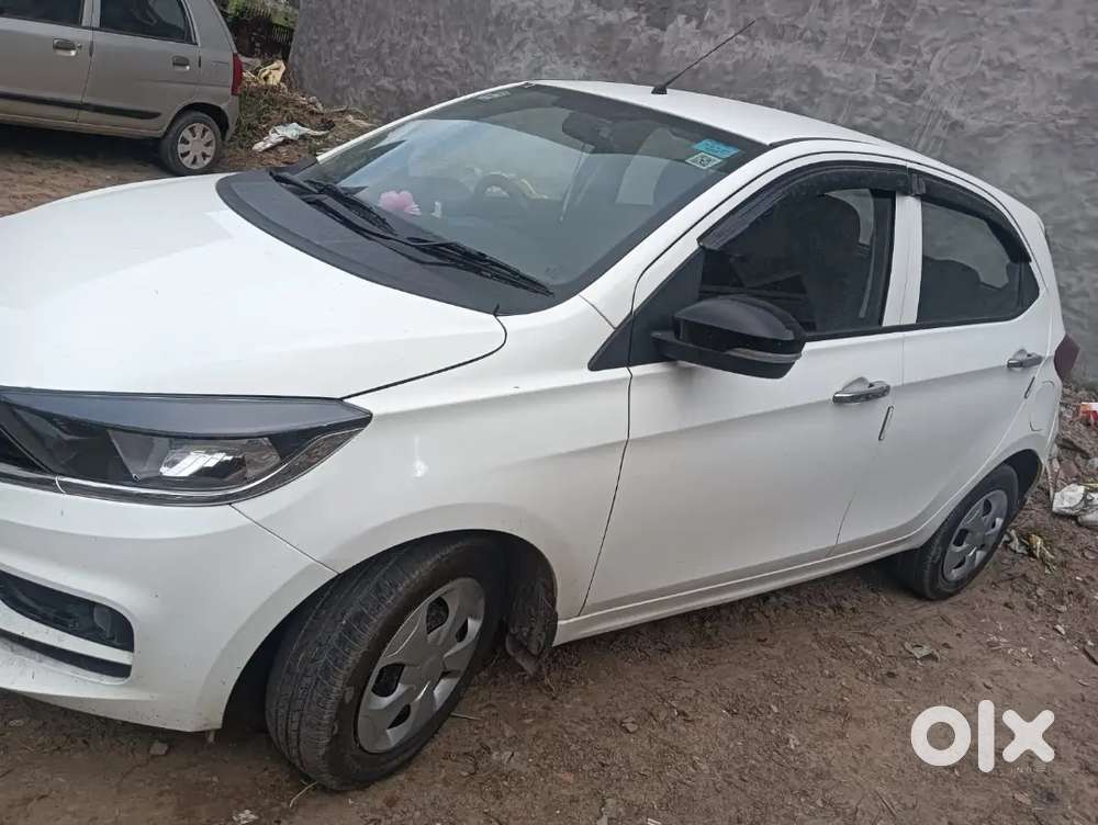 Tata Tiago 2025 Petrol Well Maintained