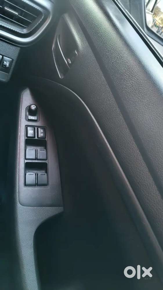 Maruti Suzuki Brezza 2024 Petrol 35000 Km Driven