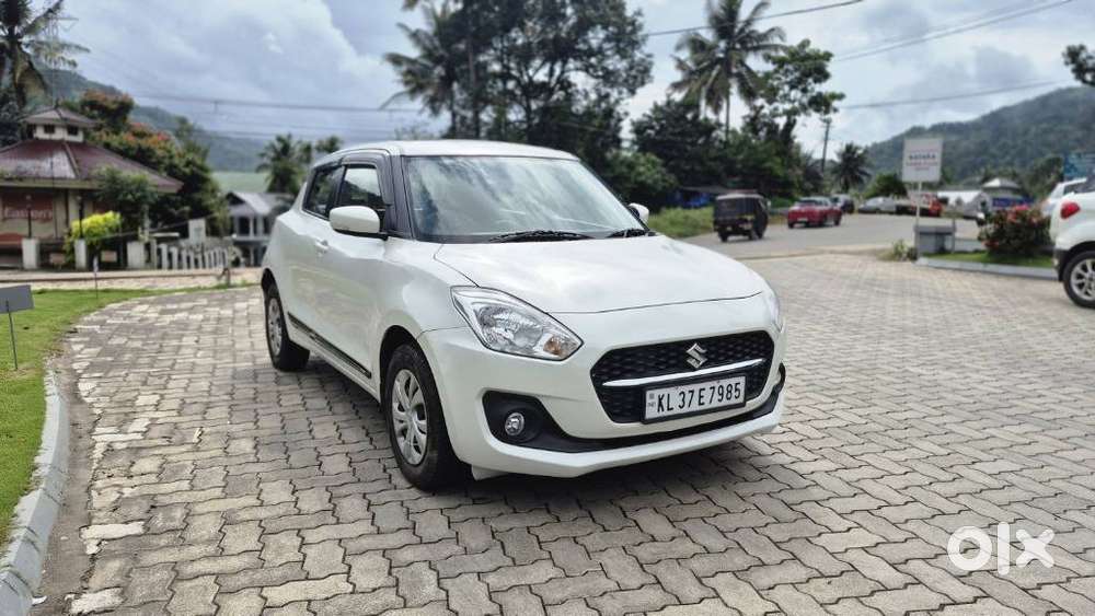 Maruti Suzuki Swift Vxi, 2021, Petrol