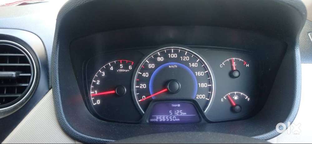 Hyundai Grand I10 Sportz 2016 Model  Excellent Condition  First Owne