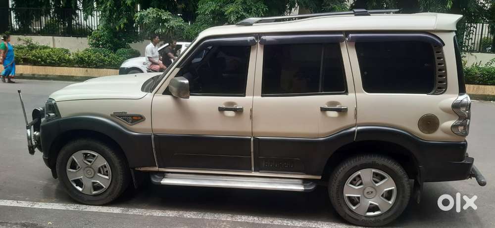 Mahindra Scorpio S4 Plus 9s, 2016, Diesel