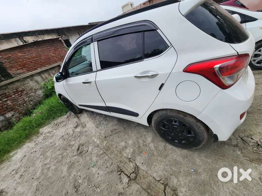 Hyundai Grand I10 Sportz 2015