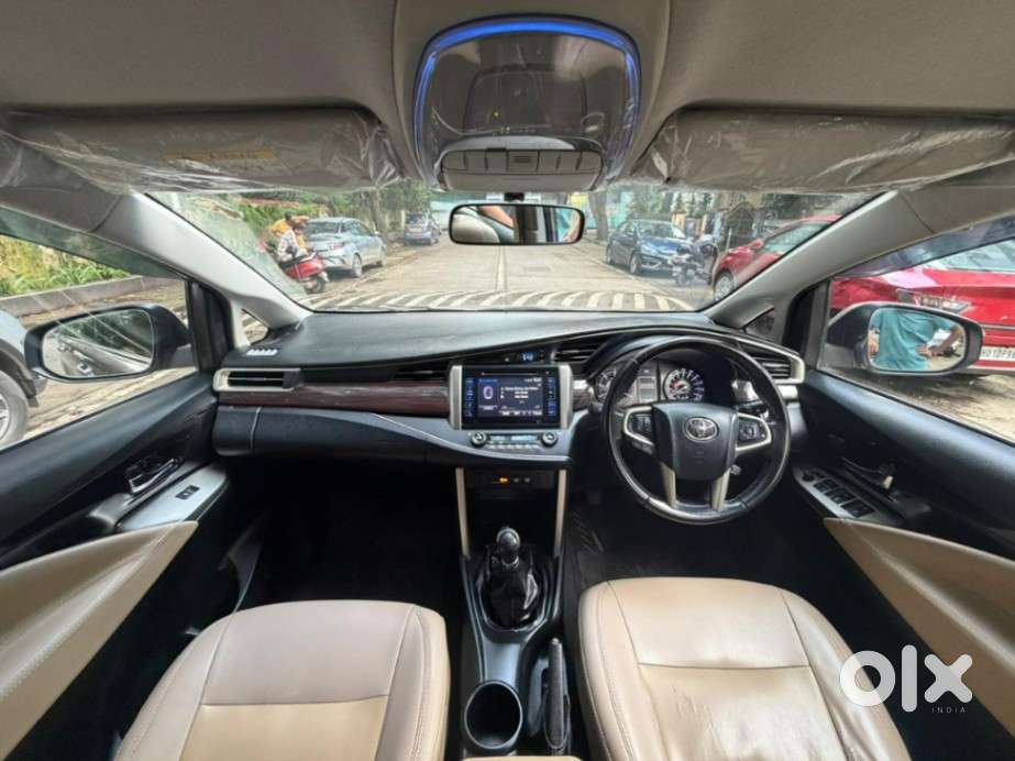 Toyota Innova Crysta 2.4 V 8 Str, 2018, Diesel