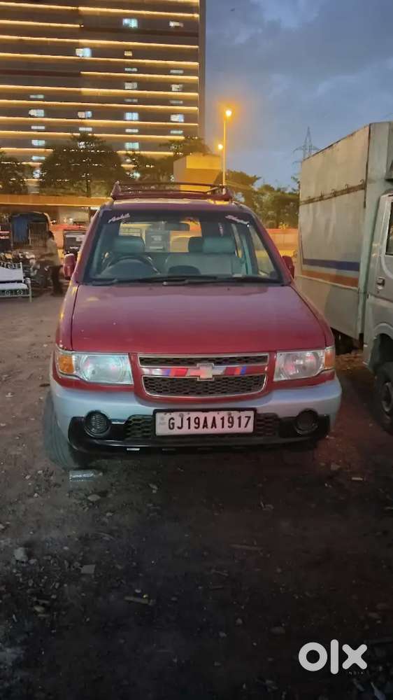 Chevrolet Tavera 2013 Diesel Well Maintained