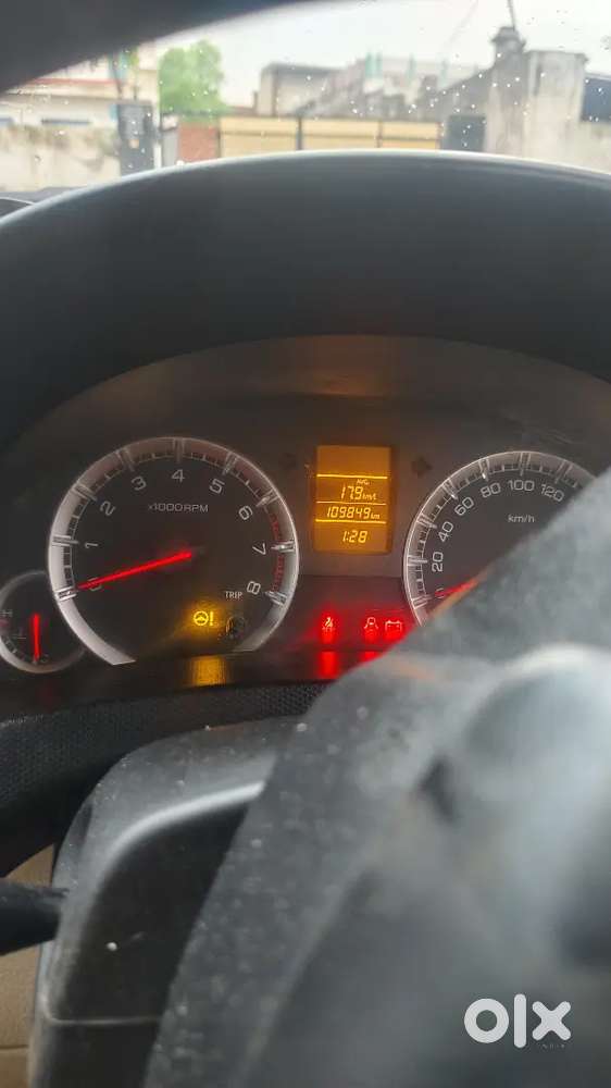 Maruti Suzuki Dzire Vxi 2013