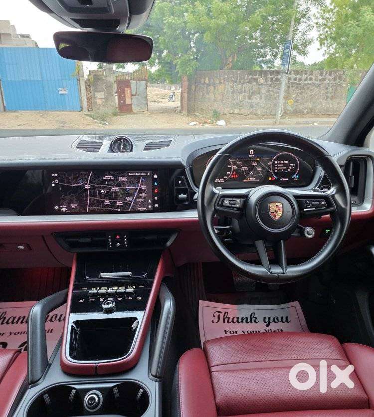 Porsche Cayenne S Tiptronic, 2024, Petrol