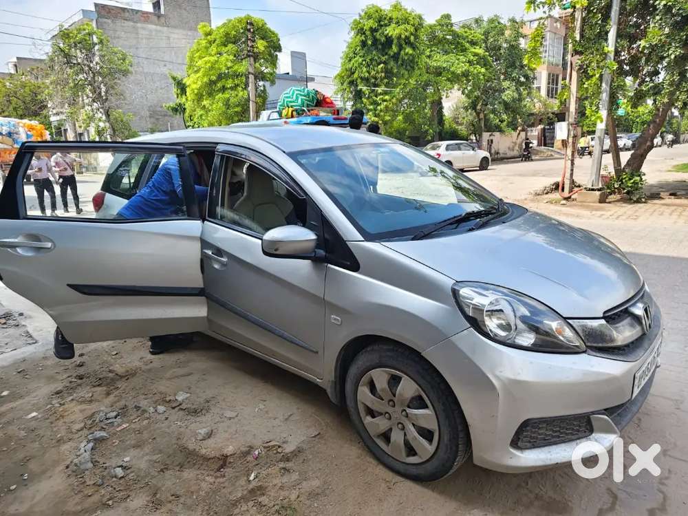 Honda Mobilio Diesel 2015