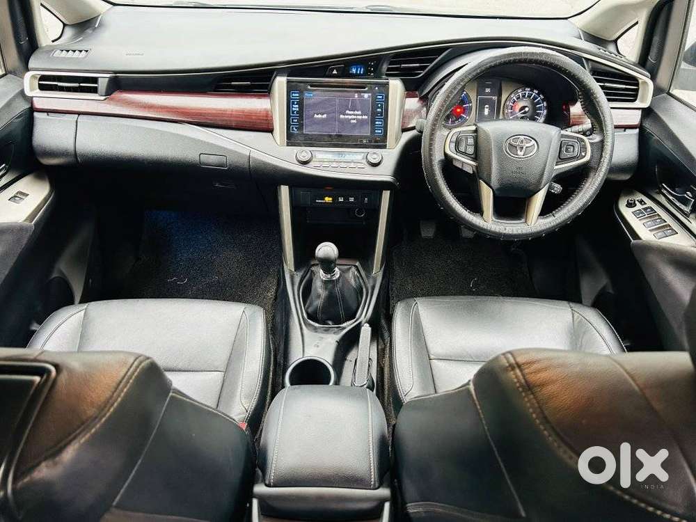 Toyota Innova Crysta 2.4 Zx Mt, 2017, Diesel
