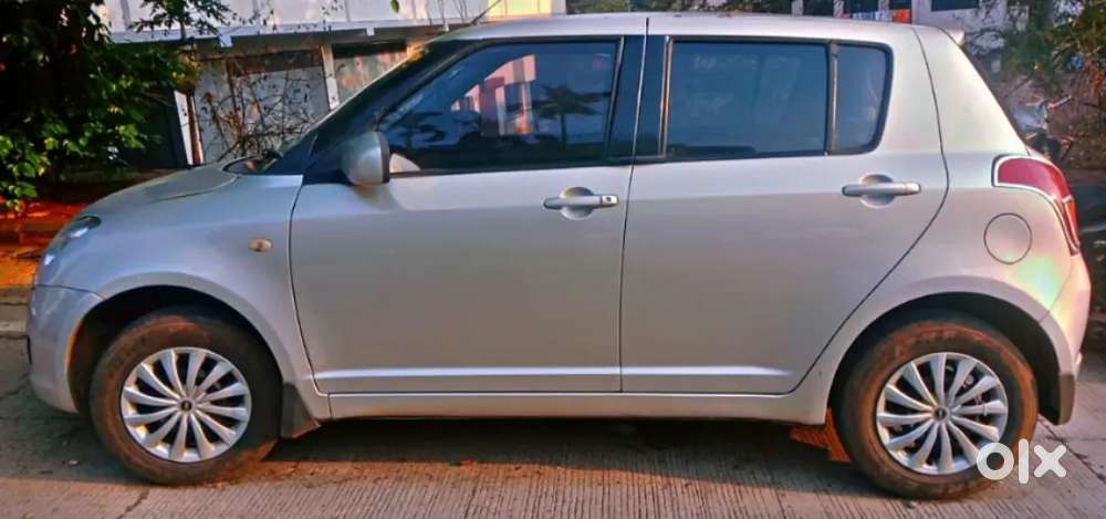 Maruti Suzuki Swift 2007 Petrol 84147 Km Driven